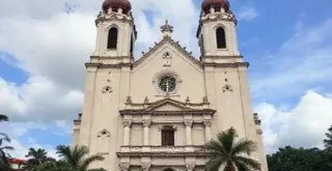Igreja de São Sebastião reformada em Manaus